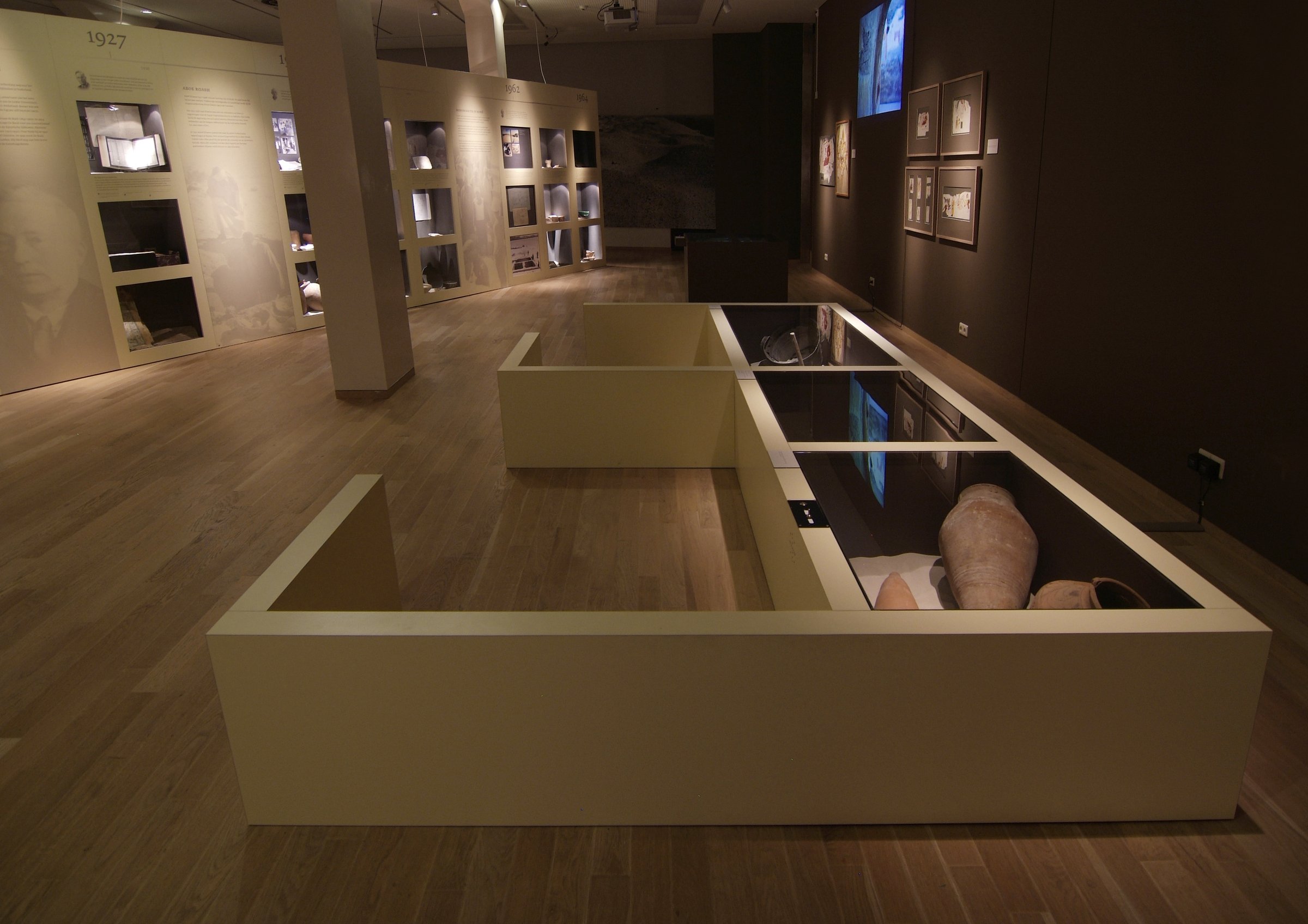 Hakken in het Zand — exhibition view 3